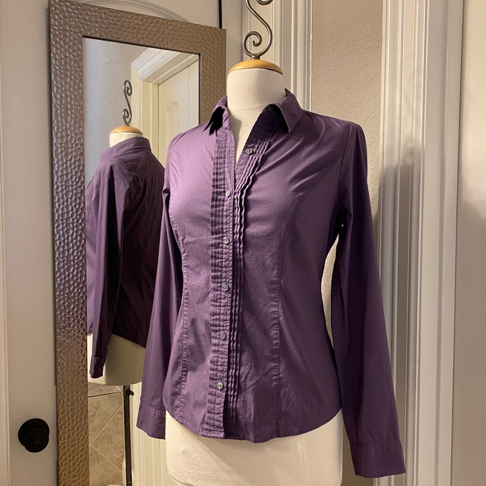 Express The Essentials Front Button Blouse - Picture 9 of 12